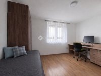 Eladó családi ház, Pécsváradon 139.99 M Ft, 7 szobás