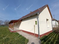 Eladó családi ház, Nagyatádon 29.5 M Ft, 2 szobás