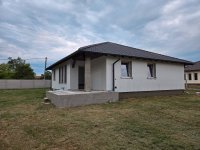 Eladó családi ház, Ráckevén 86.99 M Ft, 5 szobás