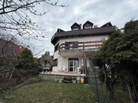 Eladó ikerház, III. kerületben, Remetehegyi úton 218 M Ft