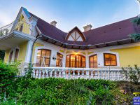 Eladó családi ház, Balatonlelleén 189 M Ft, 8 szobás