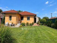 Eladó családi ház, Ráckevén 54.2 M Ft, 3 szobás