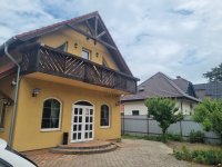 Eladó családi ház, Siófokon 210 M Ft, 5 szobás