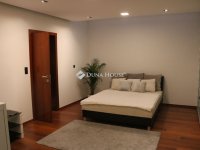 Eladó téglalakás, III. kerületben 326 M Ft, 4 szobás