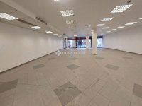 Kiadó üzlethelyiség, III. kerületben, Bécsi úton