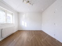 Eladó téglalakás, Sopronban 51.9 M Ft, 2 szobás