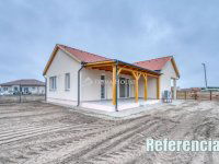 Eladó családi ház, Mórahalmon 97.33 M Ft, 4 szobás