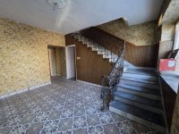 Eladó családi ház, Dunaújvárosban 81 M Ft, 5 szobás