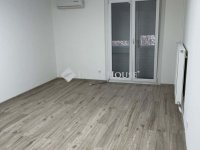 Eladó panellakás, Pécsett 53.9 M Ft, 3 szobás