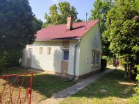 Eladó nyaraló, Faddon, Fenyő utcában 28.9 M Ft, 1+2 szobás