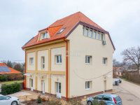 Eladó családi ház, Dunabogdányban 250 M Ft, 8 szobás