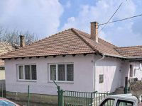 Eladó családi ház