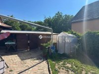 Eladó családi ház, Vecsésen 72.8 M Ft, 6 szobás