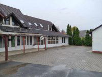 Eladó üzlethelyiség, Szentlőrincen 85 M Ft, 4 szobás