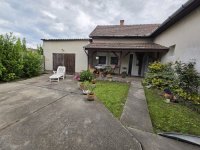 Eladó családi ház, Szigetszentmiklóson 109 M Ft, 4 szobás