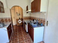 Eladó téglalakás, Pécsett 46.9 M Ft, 2 szobás