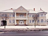 Eladó családi ház, Szarvason 245 M Ft, 5 szobás