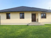 Eladó családi ház