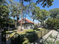 Eladó családi ház, XI. kerületben 1400 M Ft, 10 szobás