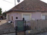 Eladó ikerház, Kecskeméten 25 M Ft, 2 szobás