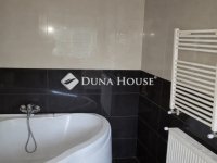 Eladó családi ház, IV. kerületben 149 M Ft, 5 szobás