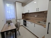 Kiadó téglalakás, albérlet, Debrecenben, Honvéd utcában