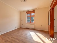 Kiadó iroda, Hódmezővásárhelyen 160 E Ft / hó, 1 szobás