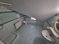 Eladó családi ház, Kápolnásnyéken 199 M Ft, 6 szobás