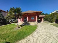 Kiadó családi ház, albérlet, Balatonalmádiban 390 E Ft / hó