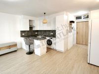 Kiadó téglalakás, albérlet