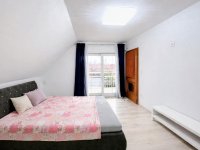 Eladó családi ház, XVII. kerületben 280 M Ft, 6 szobás