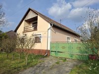 Eladó családi ház, Bagon 69.5 M Ft, 3+1 szobás