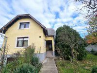 Eladó családi ház