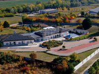 Eladó családi ház, Törökbálinton 1800 M Ft, 15 szobás