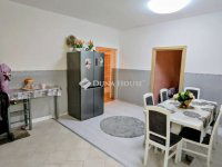 Eladó téglalakás, Kecskeméten 65.9 M Ft, 4 szobás