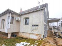 Eladó családi ház, Tápiószecsőn 75 M Ft, 4 szobás