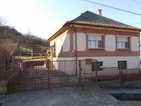 Eladó családi ház, Ózdon 13.9 M Ft, 2 szobás
