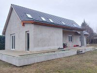 Eladó családi ház, Százhalombattán 88 M Ft, 2+2 szobás