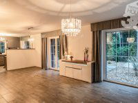 Eladó családi ház, Kecskeméten 150 M Ft, 5 szobás