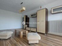 Eladó panellakás, Pécsett 45 M Ft, 2 szobás