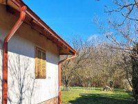 Eladó családi ház, Balatonakarattyán 180 M Ft, 3 szobás