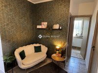 Eladó téglalakás, Zircen 54.5 M Ft, 2 szobás