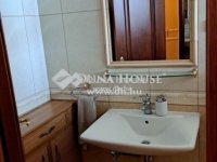 Eladó családi ház, Kerepesen 370 M Ft, 8 szobás