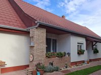 Eladó családi ház, Balatonkenesén 112 M Ft, 3 szobás