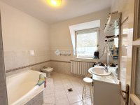 Eladó családi ház, III. kerületben 189.375 M Ft, 4 szobás