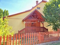 Eladó ikerház, Ozorán, Szabadság téren 24.9 M Ft, 4 szobás