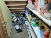 Eladó téglalakás, Mohácson 78.499 M Ft, 5 szobás