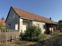 Eladó családi ház, Sárosdon 29.9 M Ft, 2 szobás