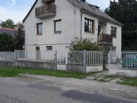Eladó családi ház, Veszprémben 64.7 M Ft, 5 szobás