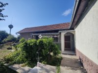 Eladó családi ház, Úrin 49 M Ft, 3 szobás